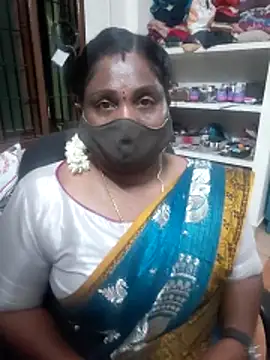 Snapshot of Tamil_Kavitha10 chatting on June 2026 04:50:02 PM Tamil Kavitha10 online show from June 2026 04:50:02 PM
