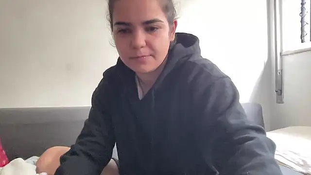 bruninhapt online show from September 2025 07:19:01 AM