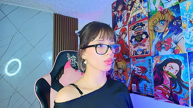 Snapshot of Sweet_1Angel chatting on September 2025 12:10:02 PM Sweet 1Angel online show from September 2025 12:10:02 PM
