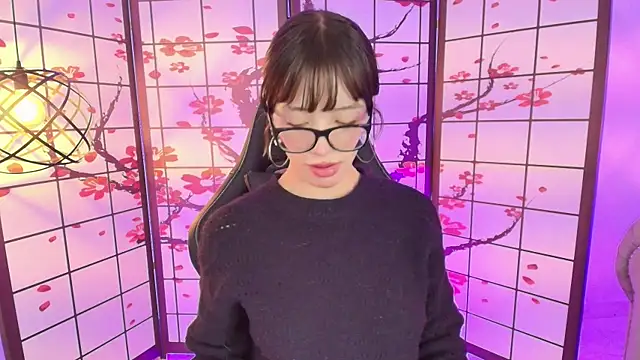 Snapshot of Sweet_1Angel chatting on September 2025 12:10:01 PM Sweet 1Angel online show from September 2025 12:10:01 PM