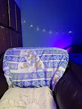 royeoy22 online show from September 2025 03:28:02 PM