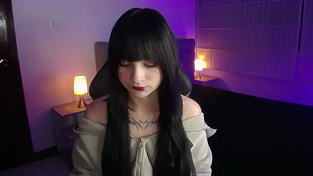  Charlotte Collins  online show from January 2026 02:30:01 PM