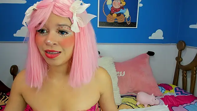 Snapshot of miss__evolet chatting on November 2025 11:10:01 AM miss evolet online show from November 2025 11:10:01 AM