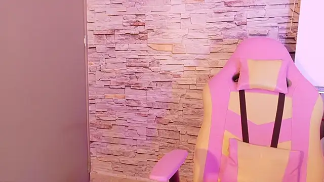 liz monserrat 1 online show from January 2026 07:28:02 PM