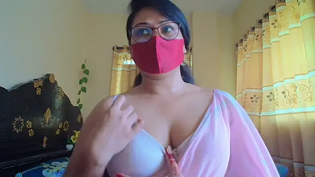 Elena cruz5 online show from March 2026 06:41:01 AM