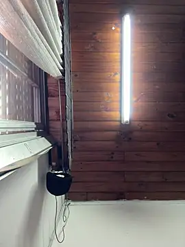 lulizoee online show from April 2026 05:47:01 PM