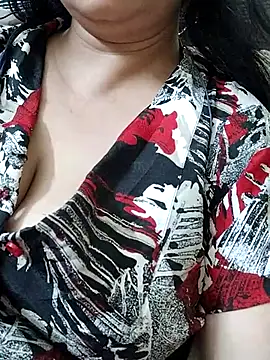 Janvi -Love online show from September 2025 06:13:01 AM