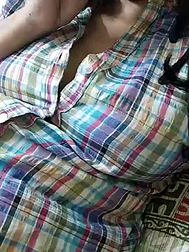 Janvi -Love online show from September 2025 06:22:01 PM