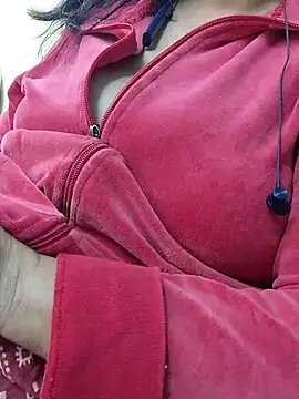 Janvi -Love online show from November 2025 10:29:01 AM