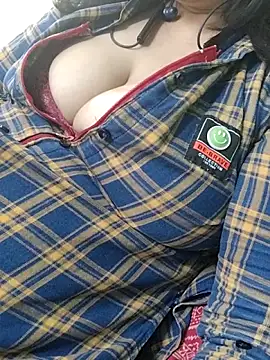 Janvi -Love online show from February 2026 10:33:01 AM