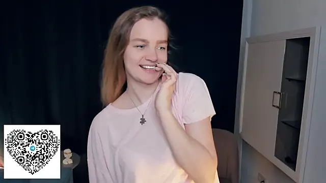 KerenFurguson online show from October 2025 06:54:01 PM