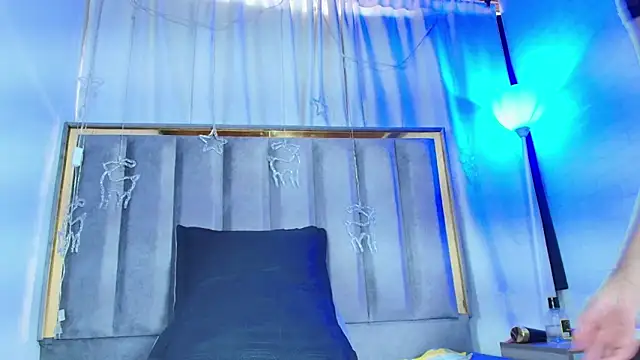 maraa X online show from December 2025 07:44:01 PM