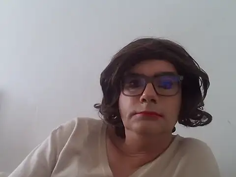 Snapshot of Nady79xxx chatting on December 2025 10:54:02 AM Nady79xxx online show from December 2025 10:54:02 AM