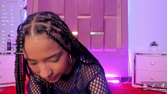 AikoSnow online show from September 2025 06:40:02 PM