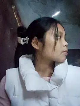 omiu-baby online show from November 2025 01:41:02 AM