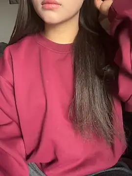 SarahBeii online show from January 2026 03:33:01 AM