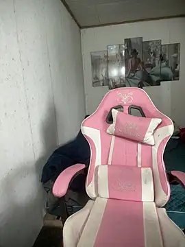 SarahBeii online show from April 2026 03:37:02 AM