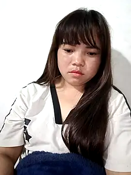 Snapshot of AnHa19 chatting on April 2026 09:57:02 PM AnHa19 online show from April 2026 09:57:02 PM