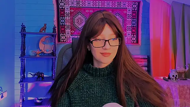AliceWelch  online show from October 2025 08:23:01 AM