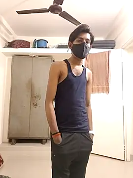 Snapshot of its_your_boy_2001 chatting on July 2026 04:42:02 PM its your boy 2001 online show from July 2026 04:42:02 PM