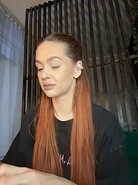 LittleFox    online show from February 2026 05:25:02 AM