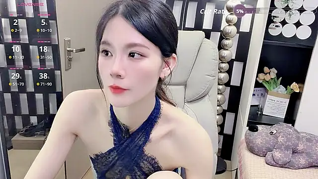 Snapshot of Yueyue-MM chatting on May 2026 12:57:02 PM Yueyue-MM online show from May 2026 12:57:02 PM