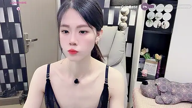 Snapshot of Yueyue-MM chatting on June 2026 12:35:02 AM Yueyue-MM online show from June 2026 12:35:02 AM