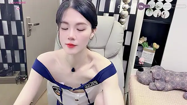 Snapshot of Yueyue-MM chatting on June 2026 02:45:01 PM Yueyue-MM online show from June 2026 02:45:01 PM