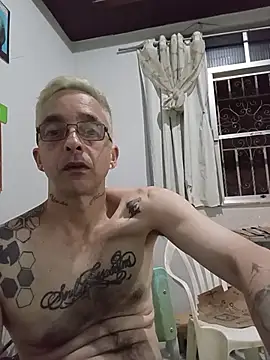 dinho carioca online show from January 2026 11:10:01 PM