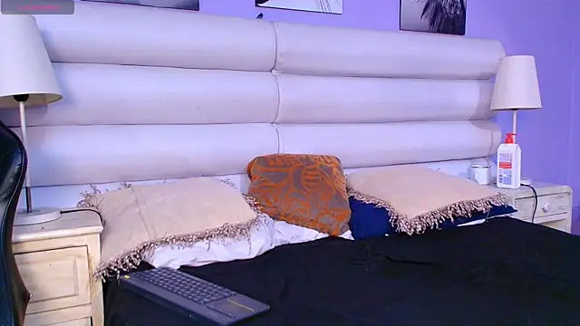 Dante Flamee online show from April 2026 12:28:01 PM