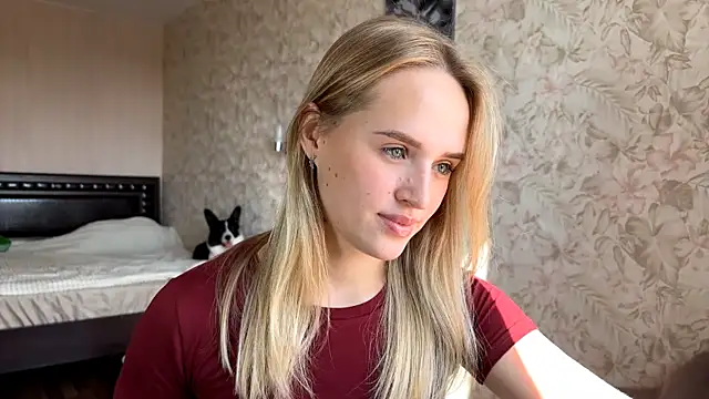 Snapshot of ElisabetLorney chatting on September 2025 08:03:01 AM ElisabetLorney online show from September 2025 08:03:01 AM