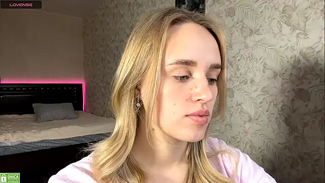 ElisabetLorney online show from November 2025 08:13:01 AM