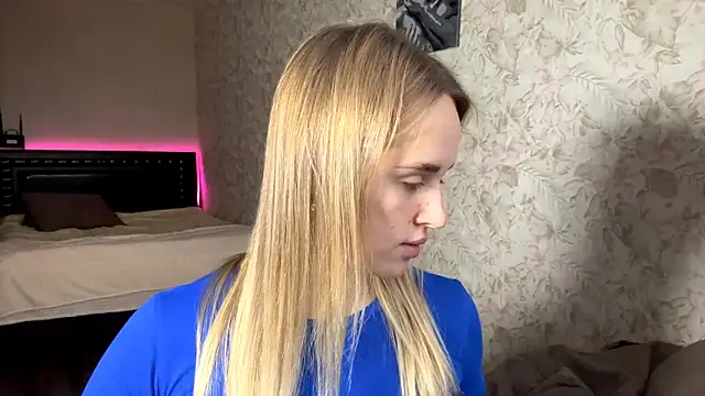 ElisabetLorney online show from November 2025 08:08:02 AM