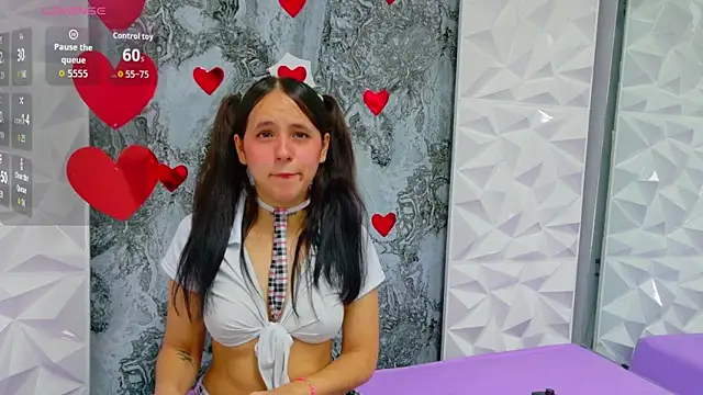 Lily  Rouse   online show from September 2025 02:19:01 PM