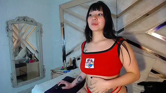 Zulema R1 online show from November 2025 03:16:01 PM