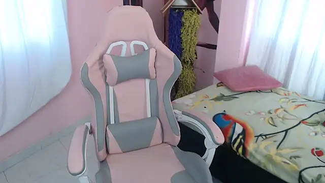 Zulema R1 online show from February 2026 12:59:02 PM