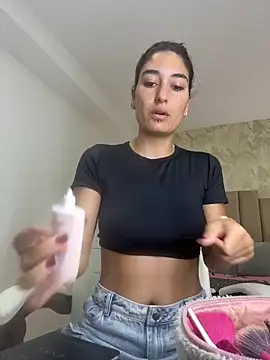 Scarlett 12 online show from March 2026 10:00:01 AM