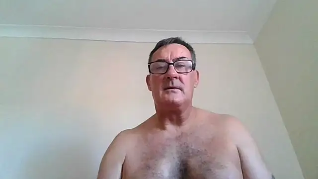Snapshot of goldenman59 chatting on September 2025 11:54:02 AM goldenman59 online show from September 2025 11:54:02 AM