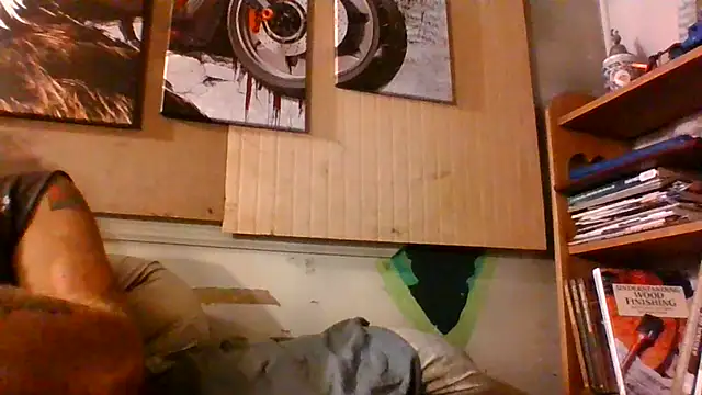 Snapshot of Cowboy815 chatting on May 2026 04:07:02 AM Cowboy815 online show from May 2026 04:07:02 AM