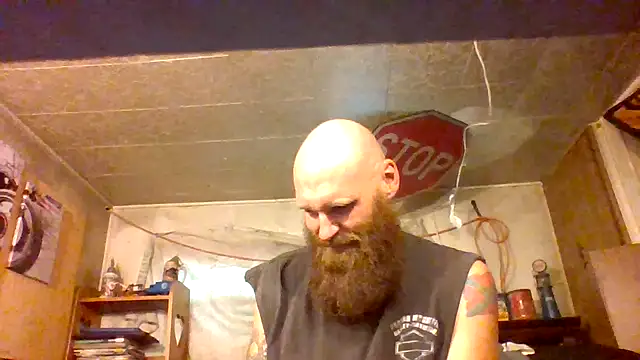 Snapshot of Cowboy815 chatting on May 2026 09:38:01 PM Cowboy815 online show from May 2026 09:38:01 PM