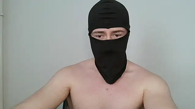 Snapshot of PhantomGent chatting on April 2026 11:11:02 AM PhantomGent online show from April 2026 11:11:02 AM