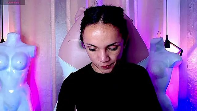 Cristal Gem1 online show from March 2026 05:23:02 PM