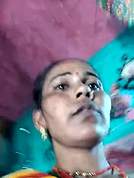 Pooja750 online show from October 2025 03:34:01 AM