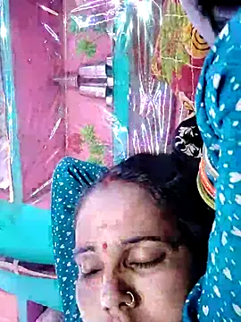 Pooja750 online show from October 2025 06:23:01 PM