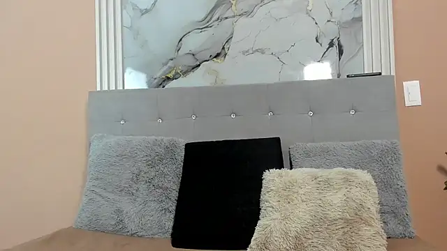  online show from April 2026 12:15:01 PM