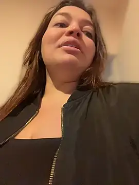 sarahreyess 11 online show from May 2026 10:21:02 AM