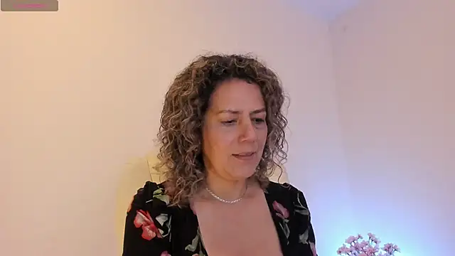 Paty chic online show from November 2025 02:54:01 PM