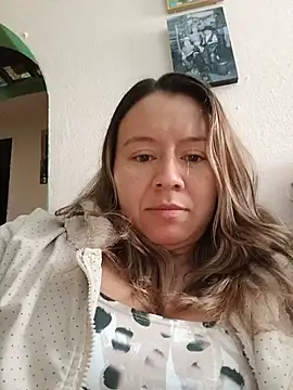 Snapshot of Hannah-colx chatting on July 2026 07:39:01 PM Hannah-colx online show from July 2026 07:39:01 PM