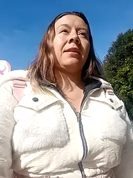 Snapshot of Hannah-colx chatting on July 2026 01:13:02 PM Hannah-colx online show from July 2026 01:13:02 PM