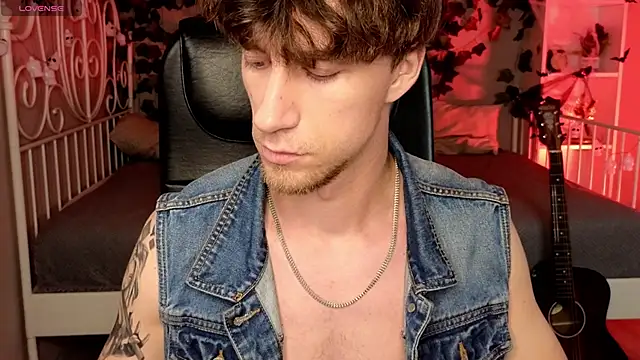 Snapshot of mark_caron chatting on October 2025 08:18:01 PM mark caron online show from October 2025 08:18:01 PM